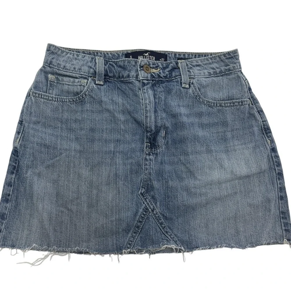 Hollister Denim Skirt Womens Size 5‎ W27 Blue Distressed Raw Hem Mini Y2K